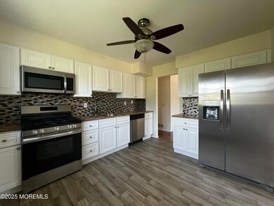 316 Spring St unit Upper, Red Bank, NJ 07701 - photo 2