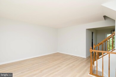 7688 Wolford Way, Lorton, VA 22079 - photo 6