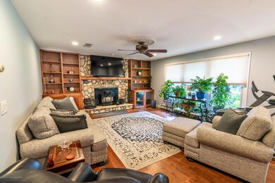 132 Apple Farm Rd, Red Bank, NJ 07701 - photo 2