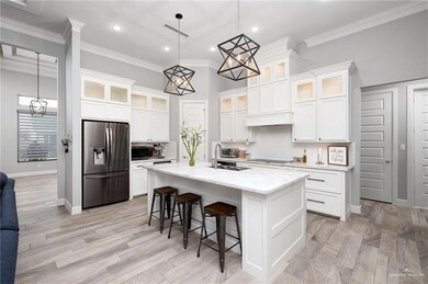 1813 Saint Claire Ave, Edinburg, TX 78539 - photo 5