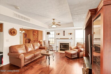 5905 Lake Huron Ct, Louisville, KY 40291 - photo 5