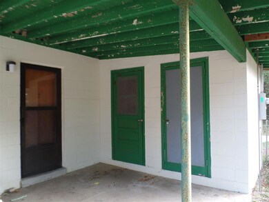 Outdoor laundry and utlity room