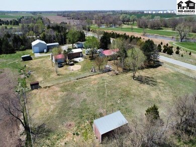 1509 S Maxwell St, McPherson, KS 67460 - photo 4