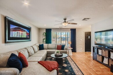 327 E Balboa Dr, Tempe, AZ 85282 - photo 4