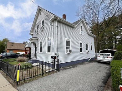 281 Killingly St, Providence, RI 02909 - photo 4