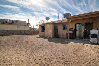 10727 Forest Ridge Ln unit A-D, El Paso, TX 79935 - photo 5