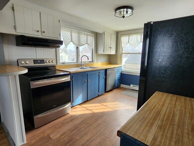 82 Hobart St, South Portland, ME 04106 - photo 6