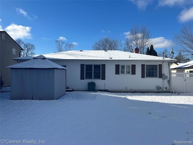 1337 Carolina, Marysville, MI 48040 - photo 3