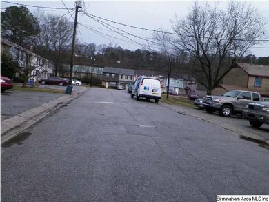 1951 Springlake Ct, Birmingham, AL 35215 - photo 2