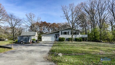 37511 N Lake Crest St, Beach Park, IL 60087 - photo 4