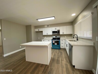 3510 W Carla Vista Dr, Chandler, AZ 85226 - photo 7