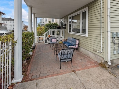 59 Barclay St, Worcester, MA 01604 - photo 4