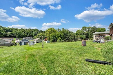 NICE YARD!
