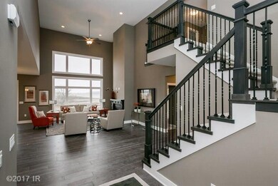 8024 NW 95th Cir, Johnston, IA 50131 - photo 2