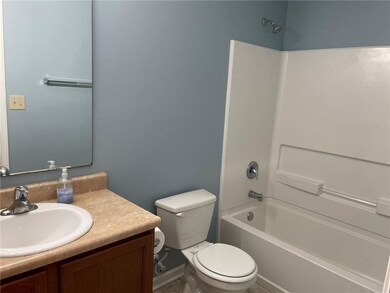 2528 Wildflower Ln, Greenwood, IN 46143 - photo 7