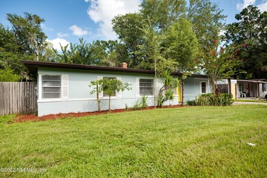 1919 Burkholder Cir E, Jacksonville, FL 32216 - photo 2