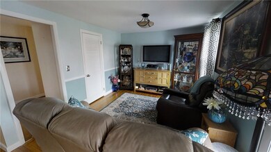 68 Coolspring Dr, Cranston, RI 02920 - photo 6