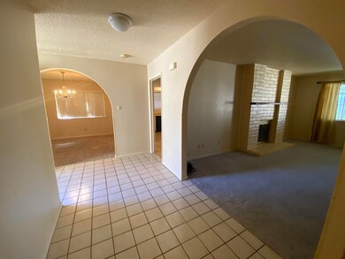 10657 Park View Cir, El Paso, TX 79935 - photo 7