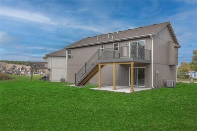 204 Elissa Dr, Raymore, MO 64083 - photo 3