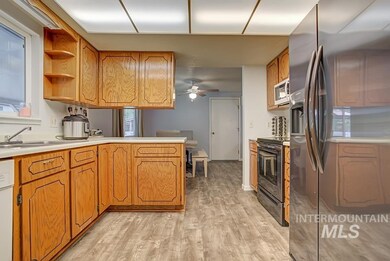 1820 W 7th St, Weiser, ID 83672 - photo 7