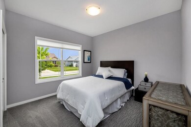 9702 Marnewood Dr, Johnston, IA 50131 - photo 4