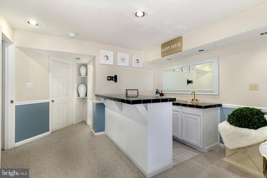 8052 Brightwood Ct, Ellicott City, MD 21043 - photo 4