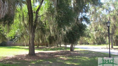 Landscaping and Live Oaks