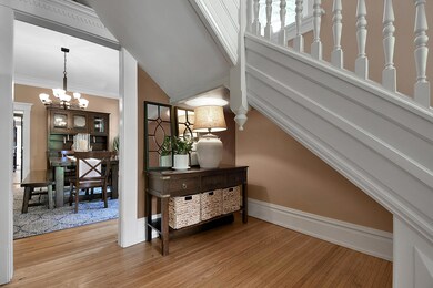 123 E Deshler Ave, Columbus, OH 43206 - photo 5