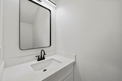 8419 Venus St unit B, Houston, TX 77088 - photo 5