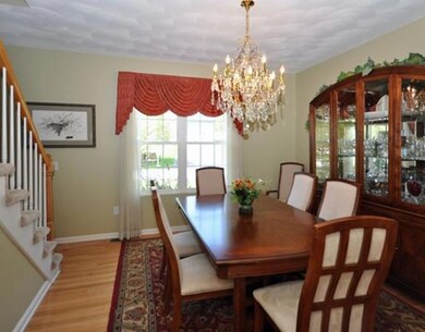 24 Lawnacre Dr, Wakefield, RI 02879 - photo 4