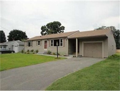 45 Francis St, Chicopee, MA 01013 - photo 2