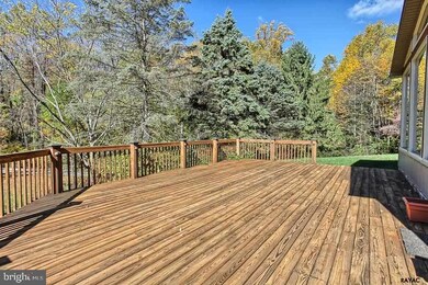 735 New Bridgeville Rd, Wrightsville, PA 17368 - photo 3