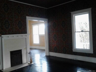 249 Harrill St, Statesville, NC 28677 - photo 4