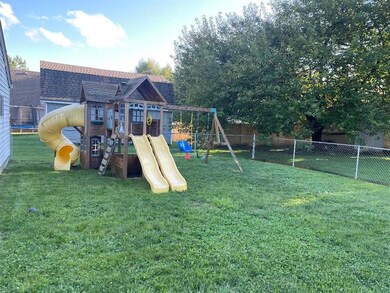 657 Walnut St, Whiteland, IN 46184 - photo 4