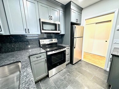 26 Willis St unit 26, Framingham, MA 01702 - photo 3