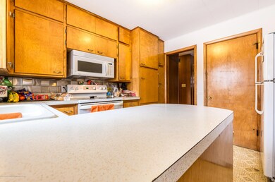 942A0967-HDR