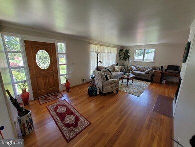 3613 Jean St, Fairfax, VA 22030 - photo 5
