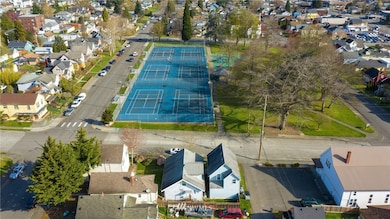 2501 Oakes Ave, Everett, WA 98201 - photo 3