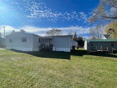 213 Washington St, Littleton, NH 03561 - photo 3