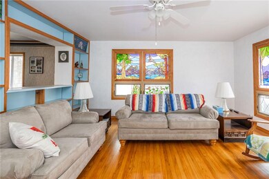 402 Ellenhurst Dr, Anderson, IN 46012 - photo 6