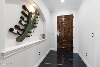 5-web-or-mls-110 Clubhouse Dr #301-5