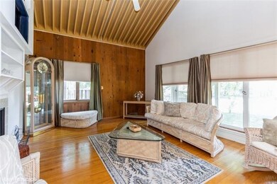 11402 W 71st St, Shawnee, KS 66203 - photo 6