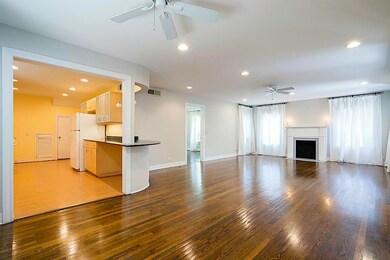 2503 Woodhead St unit 2, Houston, TX 77019 - photo 4