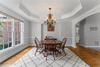 Off entry foyer