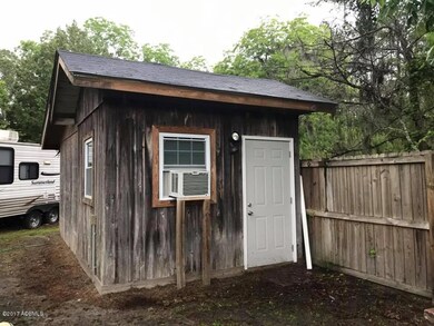 shed