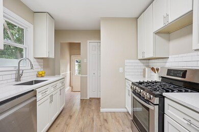 4342 Xenia Ave N, Minneapolis, MN 55422 - photo 4