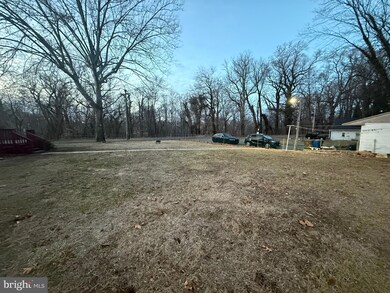 101 Franklin St, Swedesboro, NJ 08085 - photo 5