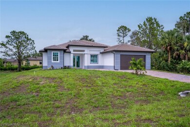 255 Blackstone Dr, Fort Myers, FL 33913 - photo 3