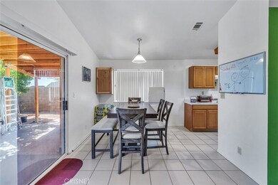 3468 Granite Ct, Rosamond, CA 93560 - photo 2