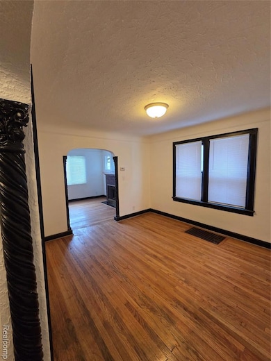 15736 Ohio St, Detroit, MI 48238 - photo 7